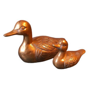 Vintage Solid Brass Ducks Mother and Baby Figurine Set MCM Williamsburg Pottery